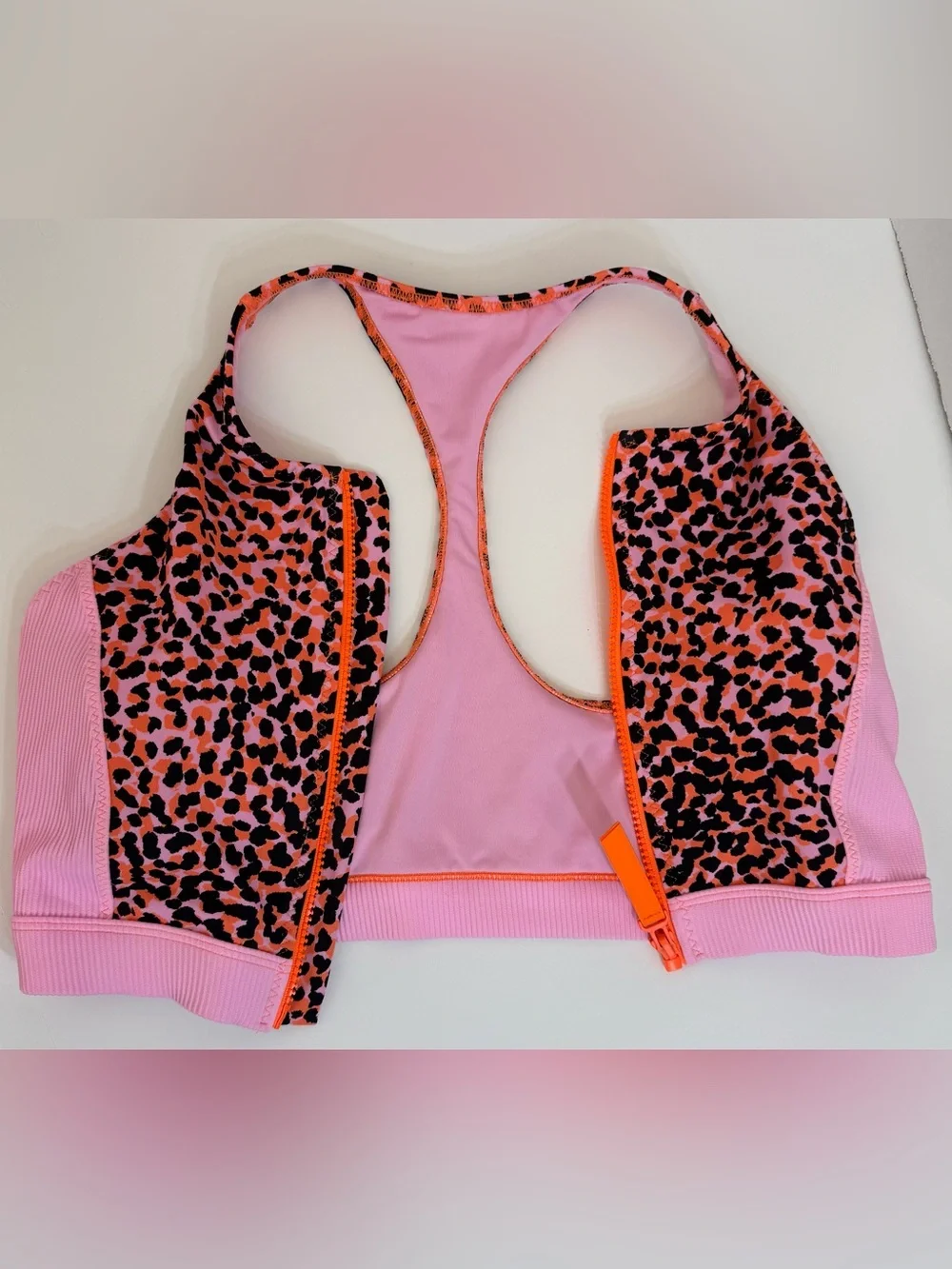 Fabletics women’s zip front  bikini top size L - Picture 9 of 9